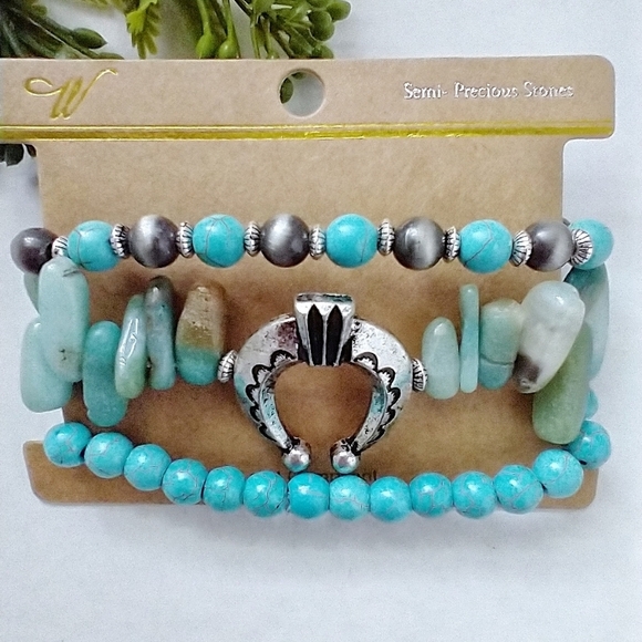 Western Navajo Style Pearl Bracelet Set - Picture 1 of 5